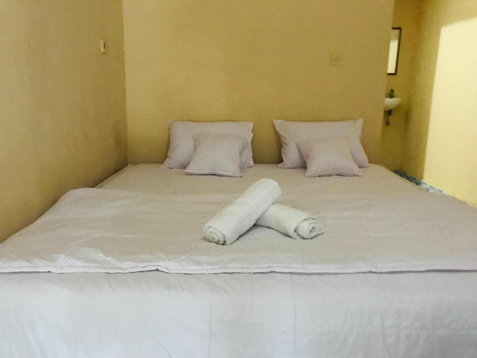 Kampung Homestay Kuta  外观 照片