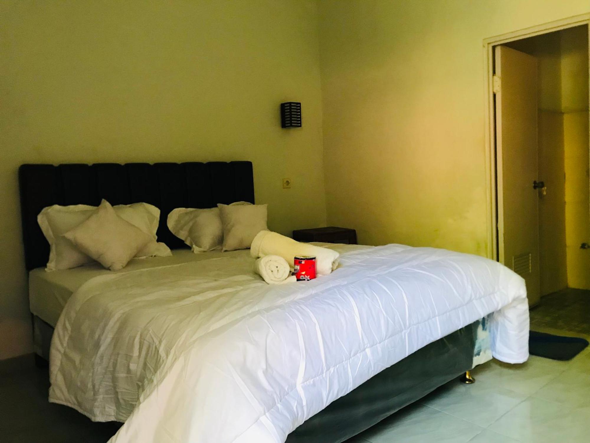 Kampung Homestay Kuta  外观 照片